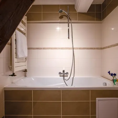 La Sapinière 3*