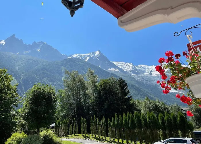 La Sapinière Hotel